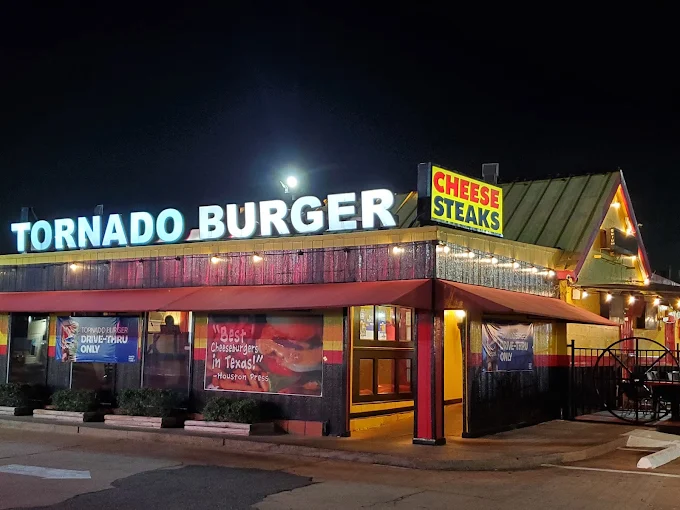 Tornado Burger at night